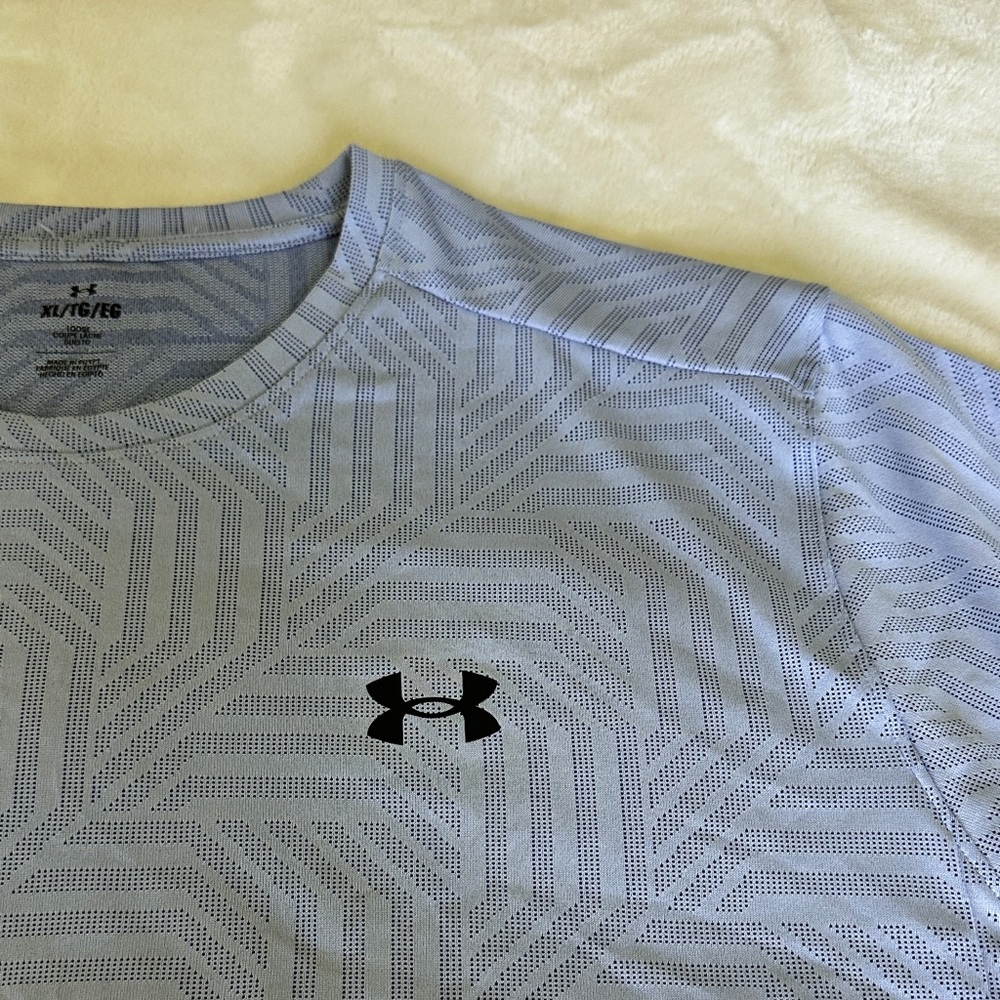 Under Armour Men's Light Blue Tee - Picture 2 of 6